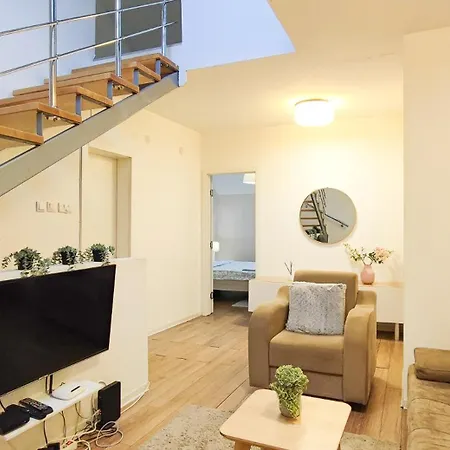 Filinhome Papa 2 * Novi Sad